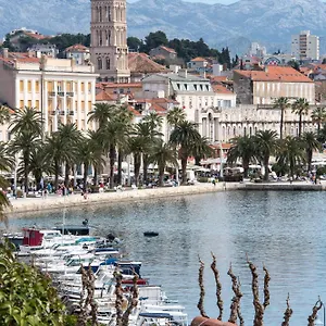 Riva Promenade Ferienhaus Split